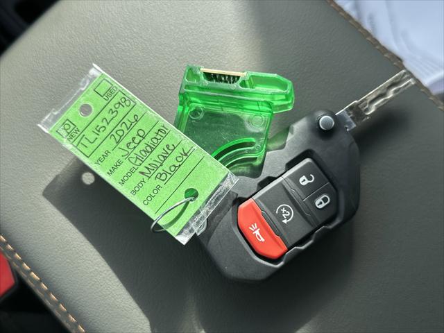 2026 Jeep Gladiator GLADIATOR MOJAVE X 4X4