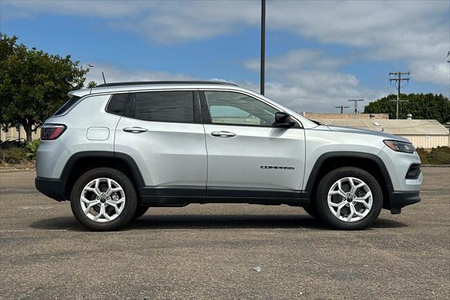 2025 Jeep Compass COMPASS LATITUDE 4X4 2025 Jeep Compass COMPASS LATITUDE 4X4