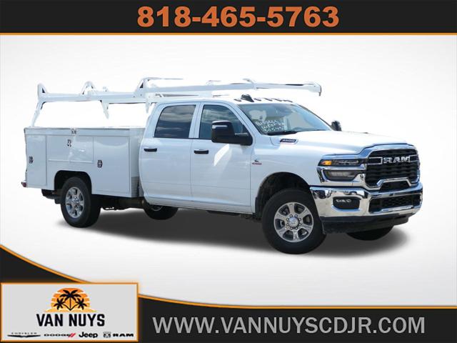 2026 RAM Ram 3500 Chassis Cab RAM 3500 TRADESMAN CREW CAB CHASSIS 4X2 60 CA 2026 RAM Ram 3500 Chassis Cab RAM 3500 TRADESMAN CREW CAB CHASSIS 4X2 60 CA