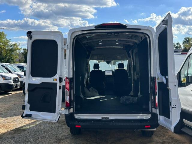 2026 Ford Transit Cargo Van T-250 148"""" Med Rf 9150 GVWR RWD