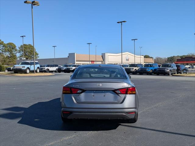 2024 Nissan Altima SV FWD