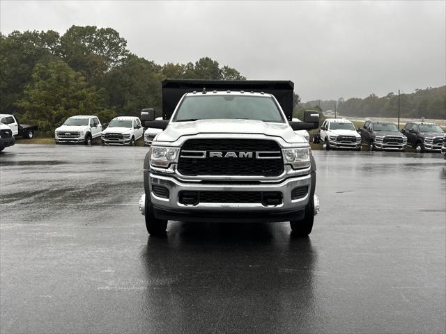 2024 RAM Ram 5500 Chassis Cab RAM 5500 TRADESMAN CHASSIS REGULAR CAB 4X4 84 CA 2024 RAM Ram 5500 Chassis Cab RAM 5500 TRADESMAN CHASSIS REGULAR CAB 4X4 84 CA