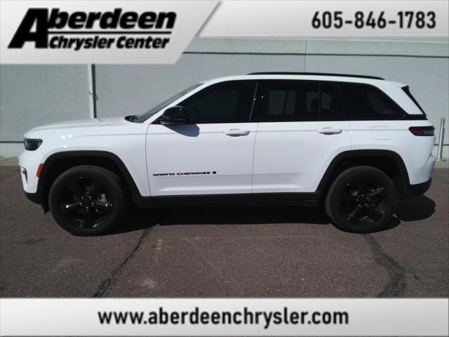 2023 Jeep Grand Cherokee Limited 4x4 2023 Jeep Grand Cherokee Limited 4x4