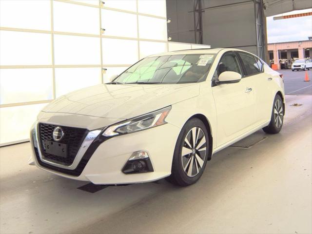 2022 Nissan Altima SL FWD 2022 Nissan Altima SL FWD