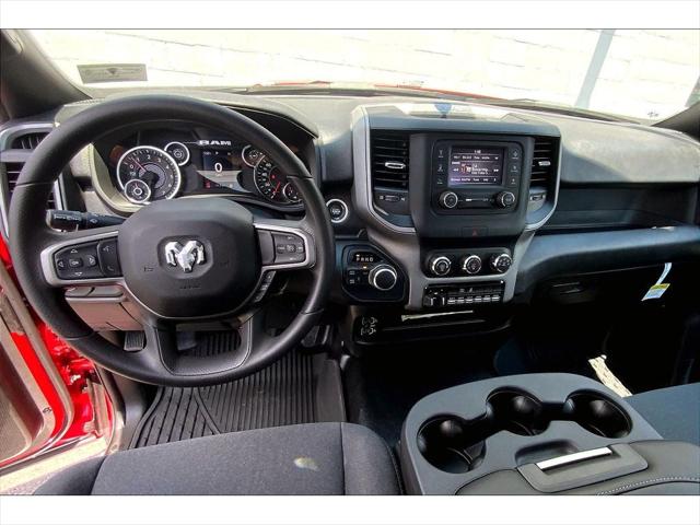 2024 RAM 3500 Tradesman Regular Cab 4x4 8 Box