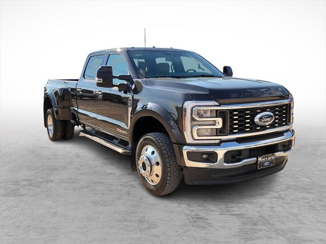 2025 Ford F-450 LARIAT