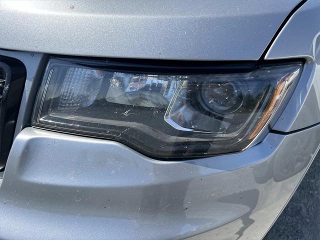 2019 Jeep Grand Cherokee Altitude 4x2