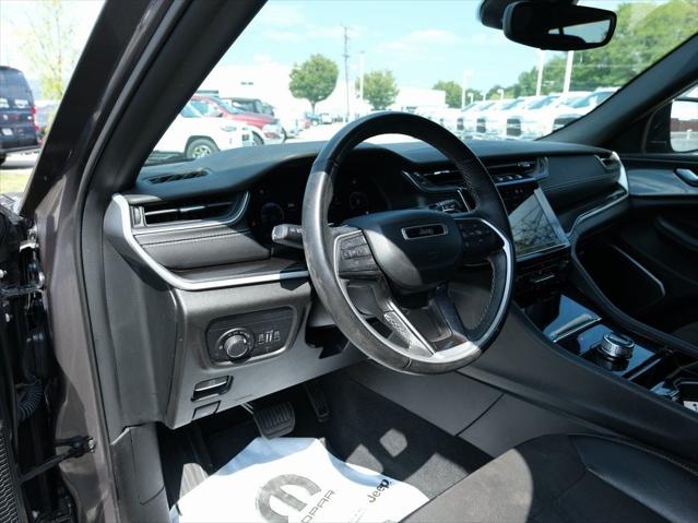 2022 Jeep Grand Cherokee Altitude 4x4 2022 Jeep Grand Cherokee Altitude 4x4