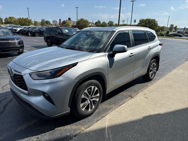 2023 Toyota Highlander Hybrid XLE