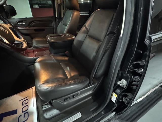 2013 Cadillac Escalade EXT Premium
