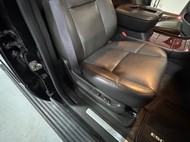 2013 Cadillac Escalade EXT Premium