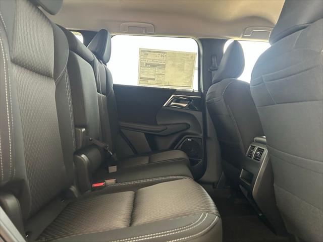 2025 Mitsubishi Outlander ES 2.5 S-AWC