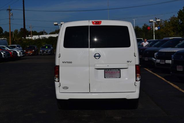 2019 Nissan NV200 SV