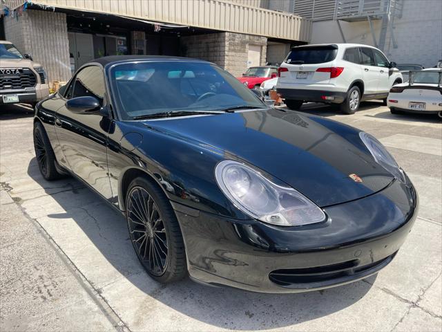 2001 Porsche 911 Carrera 4