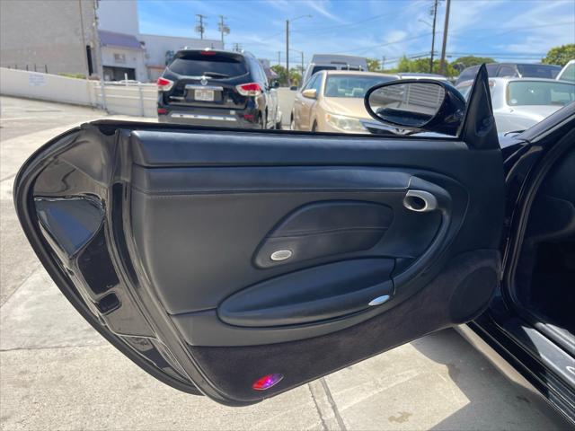 2001 Porsche 911 Carrera 4