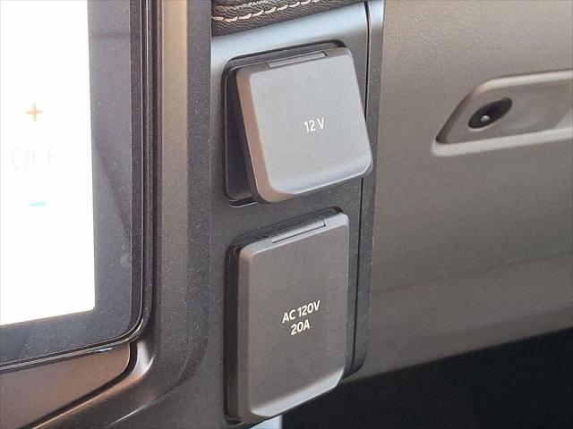2025 Ford F-150 Flash
