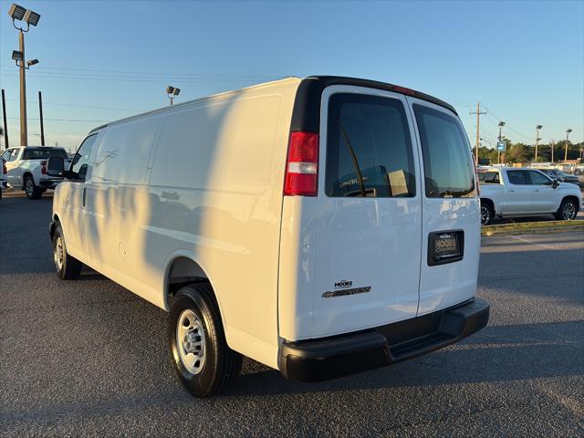 2025 Chevrolet Express Cargo Van RWD 3500 Extended Wheelbase WT