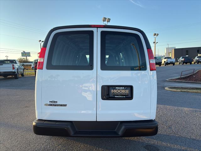 2025 Chevrolet Express Cargo Van RWD 3500 Extended Wheelbase WT