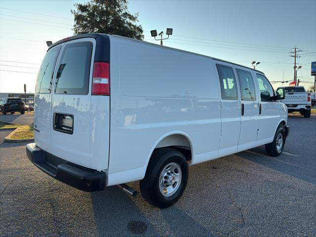 2025 Chevrolet Express Cargo Van RWD 3500 Extended Wheelbase WT