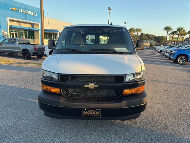 2025 Chevrolet Express Cargo Van RWD 3500 Extended Wheelbase WT