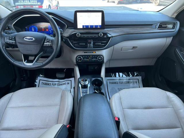 2020 Ford Escape Titanium