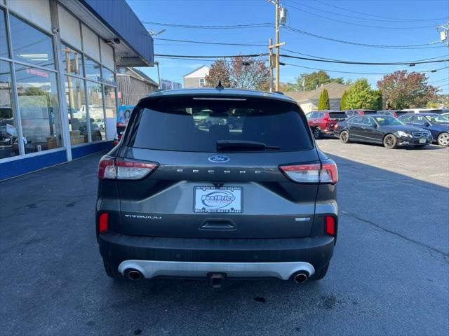 2020 Ford Escape Titanium
