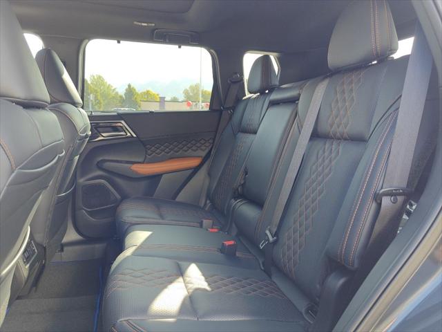 2025 Mitsubishi Outlander PHEV SEL S-AWC