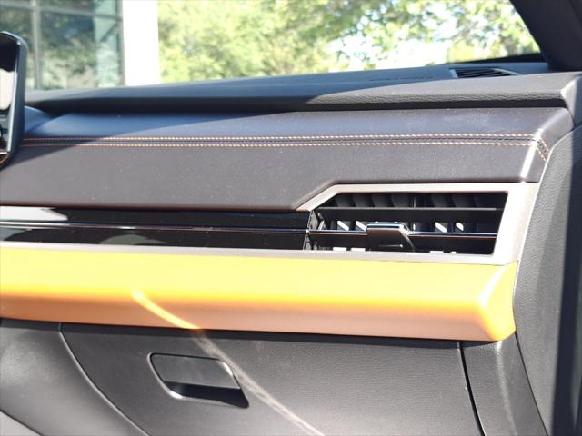 2025 Mitsubishi Outlander PHEV SEL S-AWC