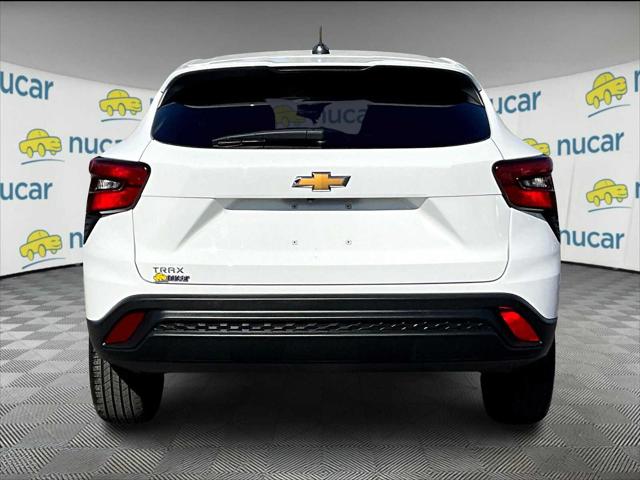 2024 Chevrolet Trax FWD SP