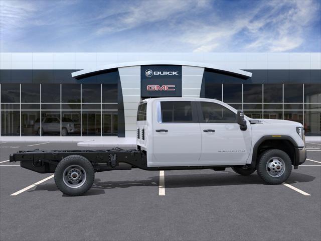 2025 GMC Sierra 3500HD Pro