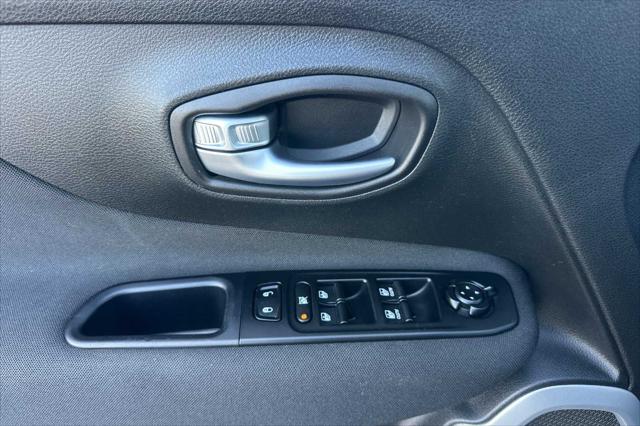 2019 Jeep Renegade Latitude FWD