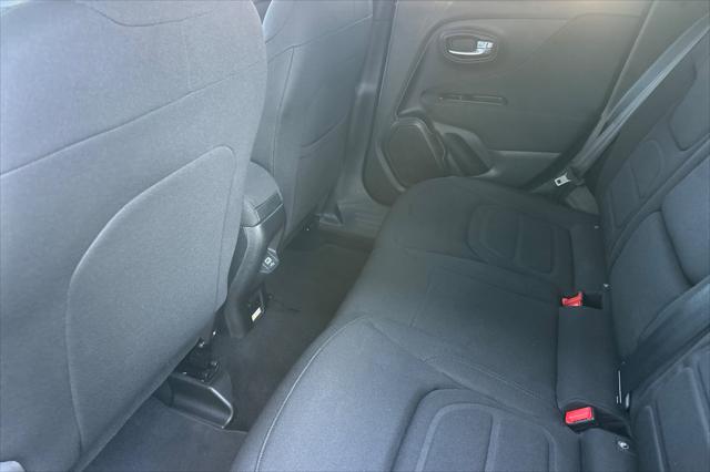 2019 Jeep Renegade Latitude FWD
