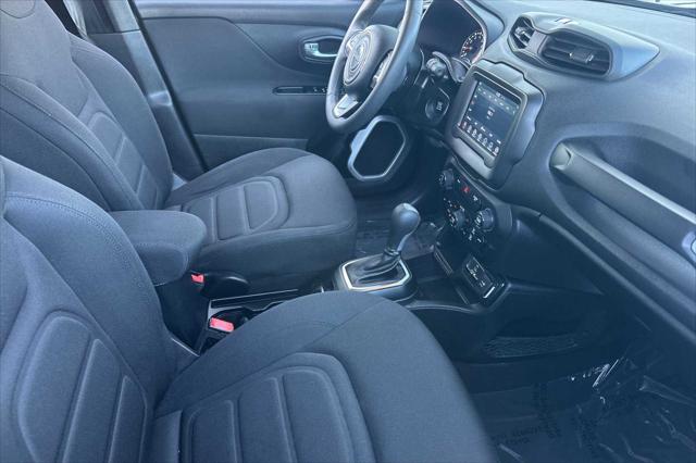 2019 Jeep Renegade Latitude FWD