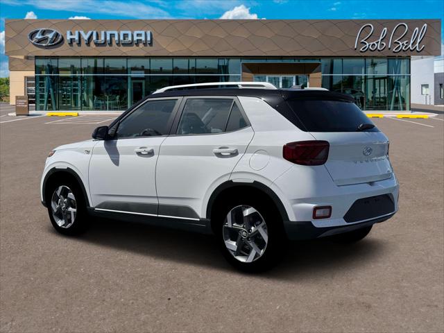 2026 Hyundai Venue SEL w/Two-Tone Roof
