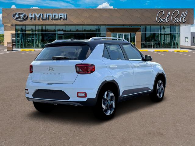2026 Hyundai Venue SEL w/Two-Tone Roof