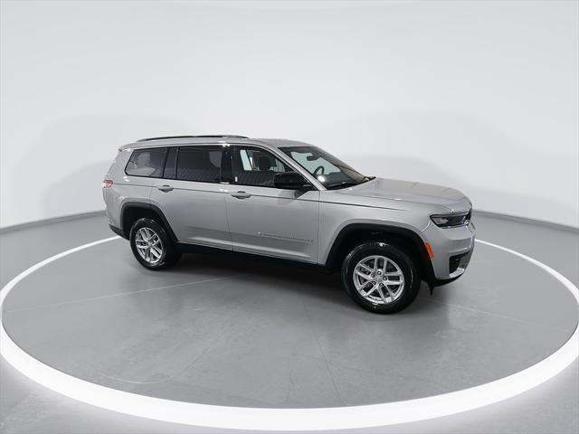 2025 Jeep Grand Cherokee GRAND CHEROKEE L LAREDO X 4X4