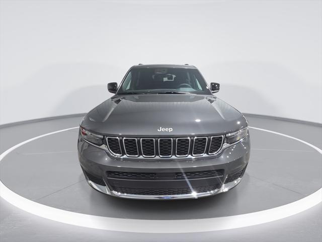 2025 Jeep Grand Cherokee GRAND CHEROKEE L LAREDO X 4X4