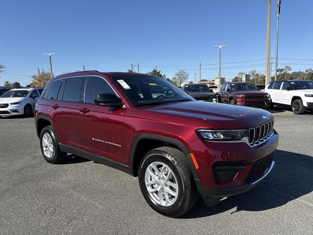 2025 Jeep Grand Cherokee GRAND CHEROKEE LAREDO X 4X2