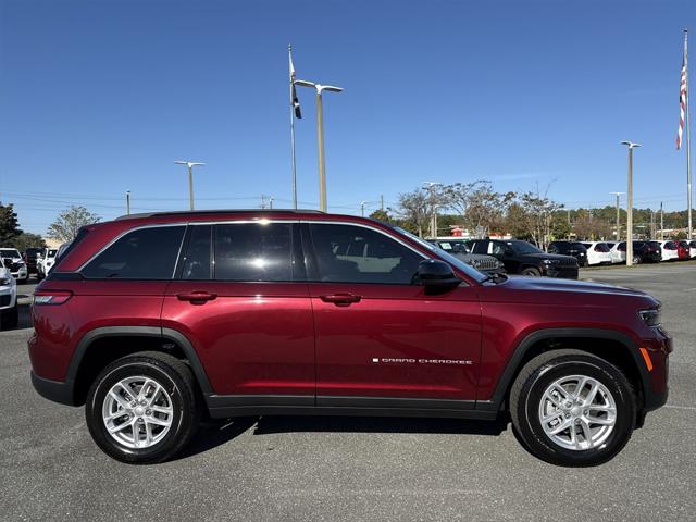 2025 Jeep Grand Cherokee GRAND CHEROKEE LAREDO X 4X2