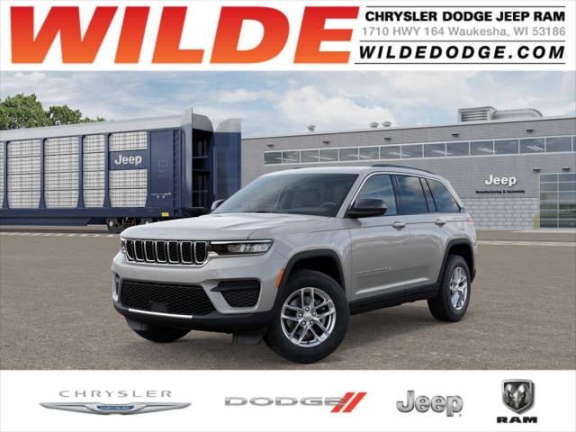 2025 Jeep Grand Cherokee GRAND CHEROKEE LAREDO X 4X4
