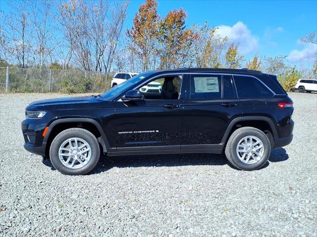 2025 Jeep Grand Cherokee GRAND CHEROKEE LAREDO X 4X4