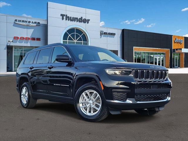 2025 Jeep Grand Cherokee GRAND CHEROKEE L LAREDO X 4X4