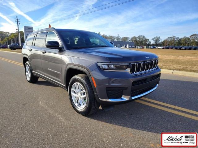 2025 Jeep Grand Cherokee GRAND CHEROKEE L LAREDO X 4X4