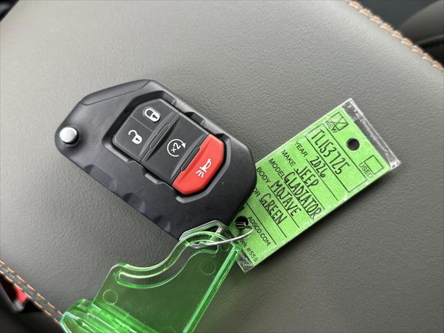 2026 Jeep Gladiator GLADIATOR MOJAVE X 4X4