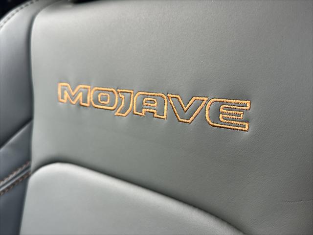 2026 Jeep Gladiator GLADIATOR MOJAVE X 4X4