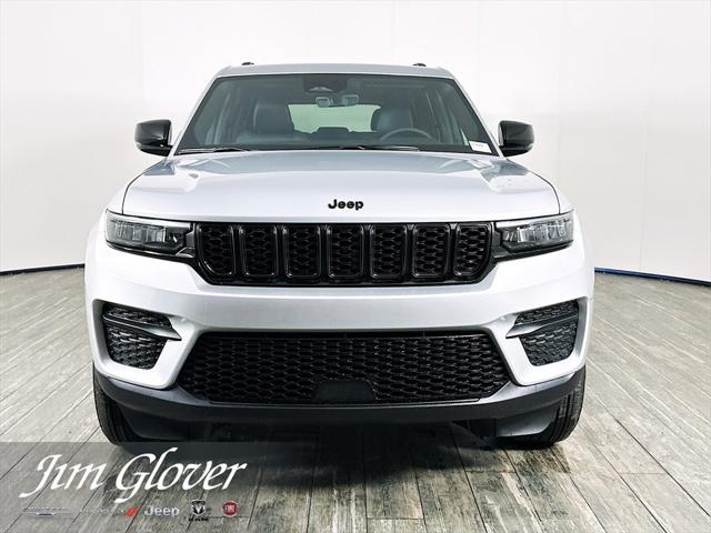 2025 Jeep Grand Cherokee GRAND CHEROKEE ALTITUDE 4X2
