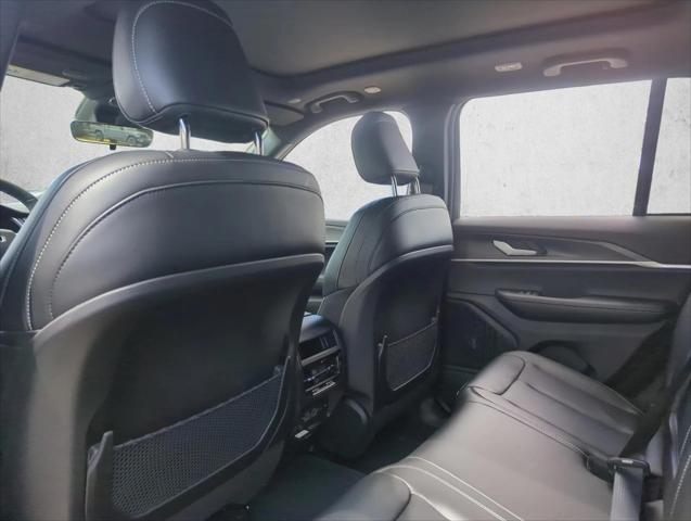 2025 Jeep Grand Cherokee Limited 4x4