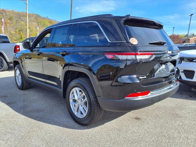 2025 Jeep Grand Cherokee GRAND CHEROKEE LAREDO X 4X4 2025 Jeep Grand Cherokee GRAND CHEROKEE LAREDO X 4X4