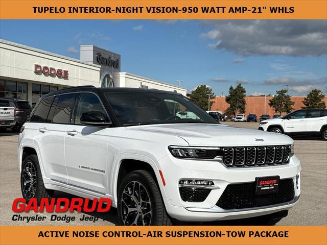2025 Jeep Grand Cherokee GRAND CHEROKEE SUMMIT RESERVE 4X4
