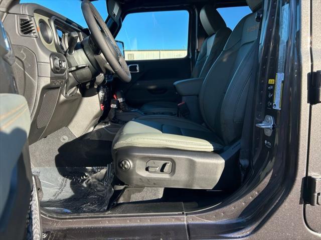 2026 Jeep Gladiator GLADIATOR MOJAVE X 4X4